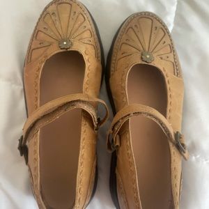 Dr Comfort brown Mary Janes